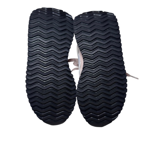 ✨ Like New ~ New Balance 237 V1 Sneakers – Beige & Off-White – Size 8.5 ✨ - Picture 9 of 12